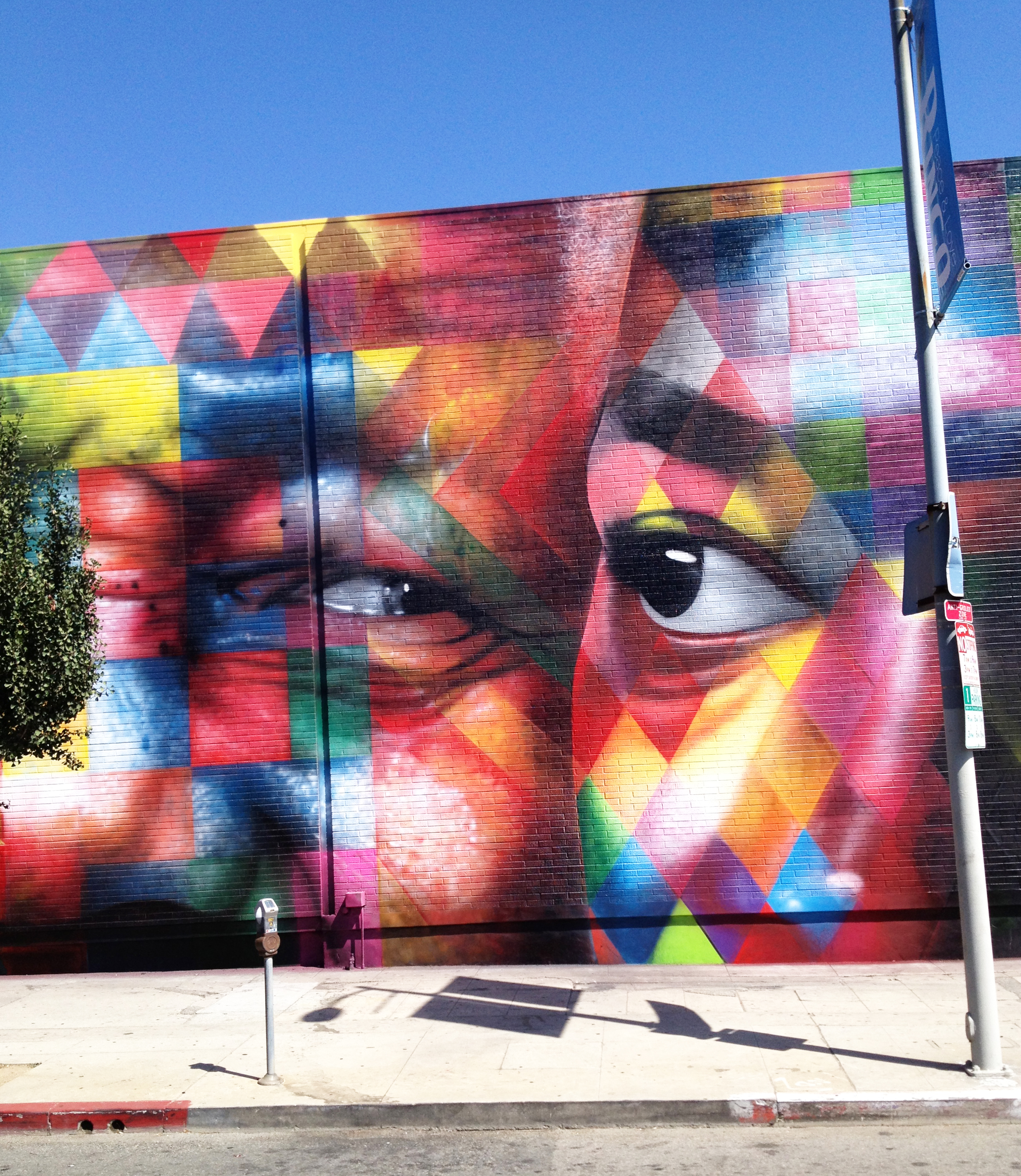 Michael Jackson ganha mural incrível do brasileiro Kobra em Nova York